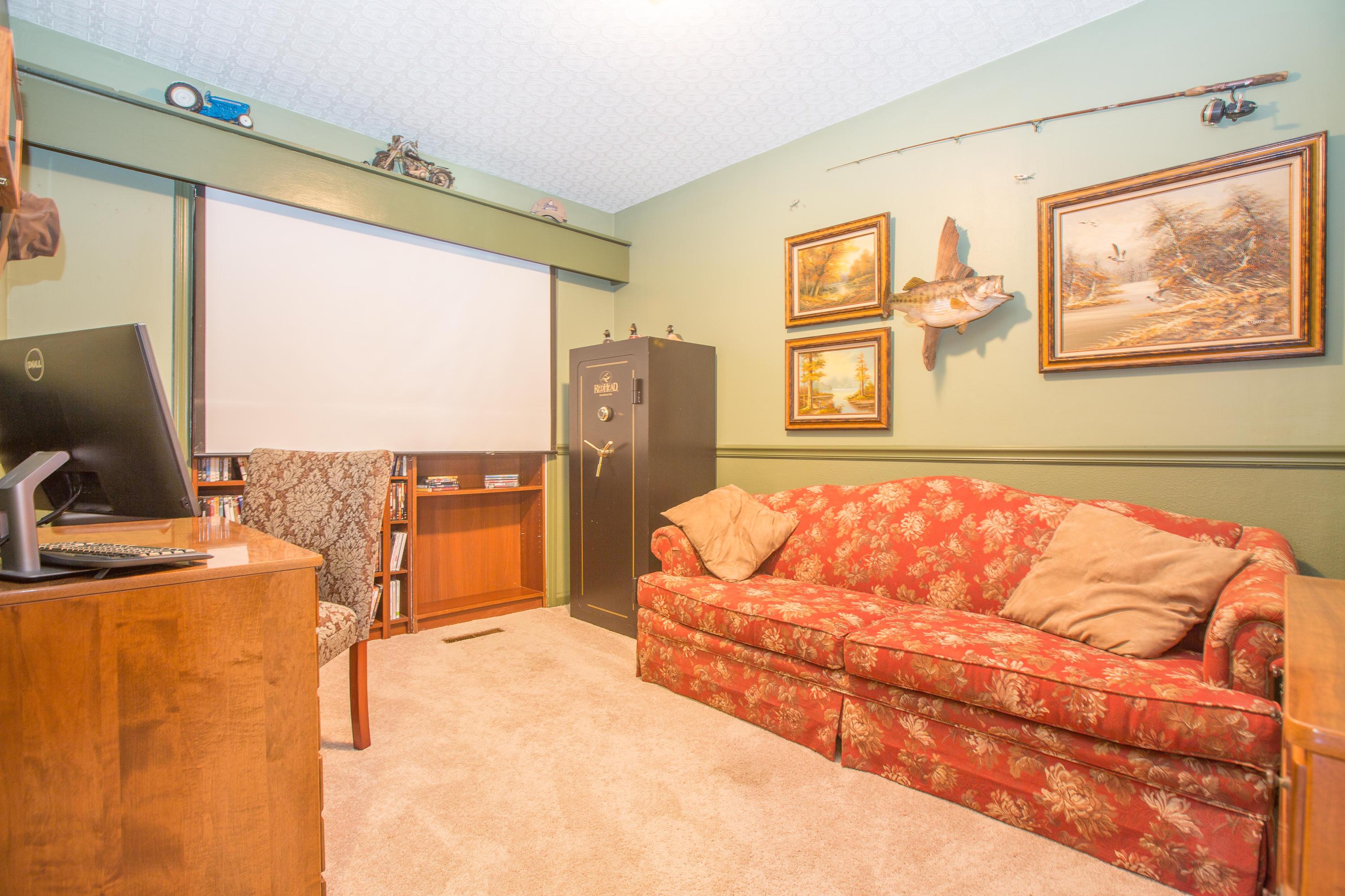 612 Layfield Road Chattanooga, TN 37412 - Photo 20 of 37 612 Layfield Rd-30