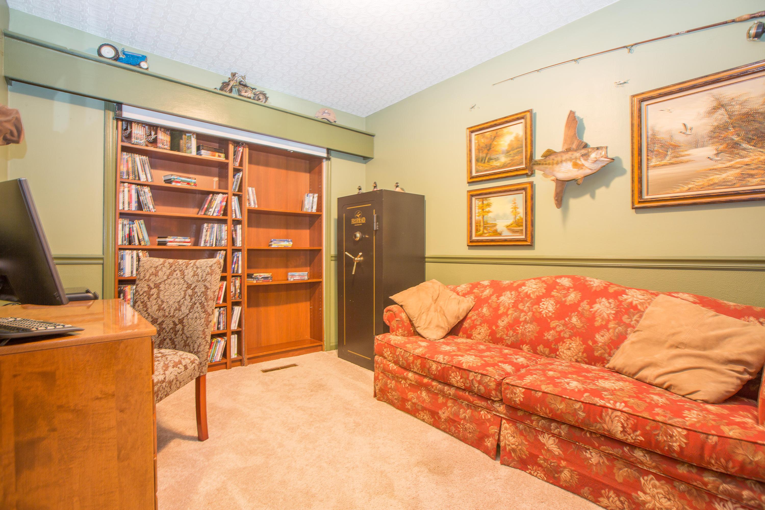 612 Layfield Road Chattanooga, TN 37412 - Photo 21 of 37 612 Layfield Rd-29