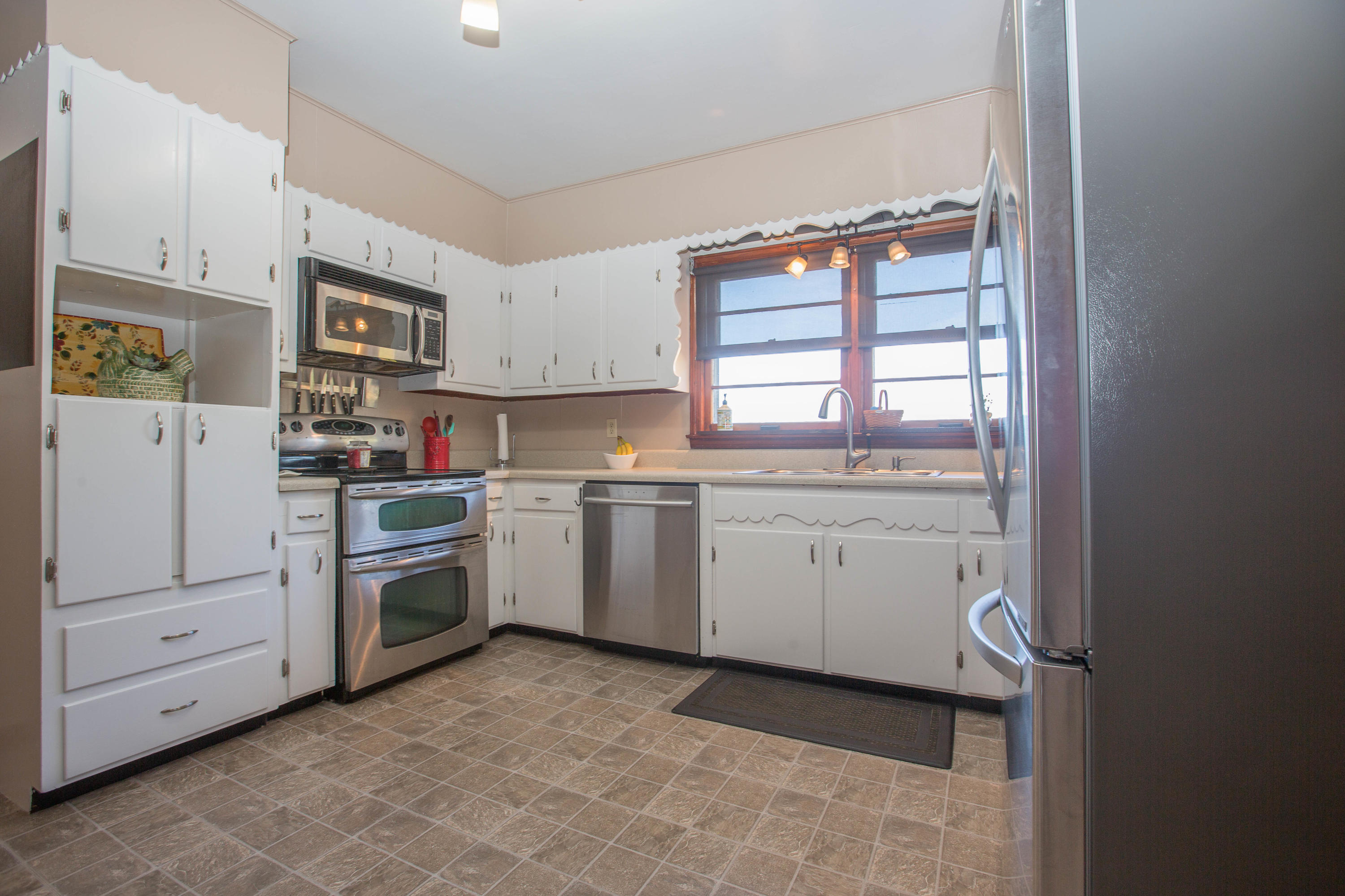 612 Layfield Road Chattanooga, TN 37412 - Photo 9 of 37 612 Layfield Rd-9