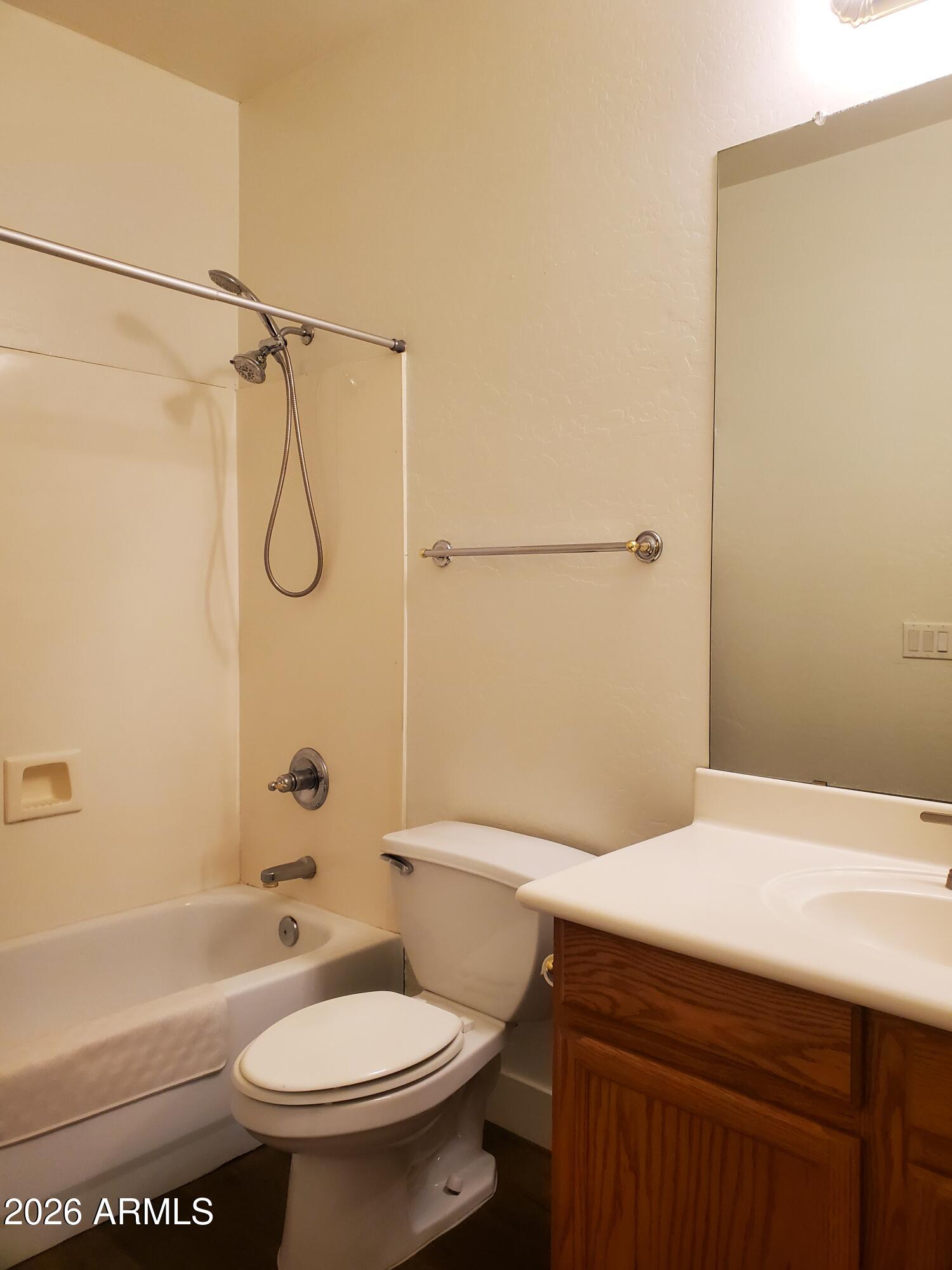 2430 East Darrel Road Phoenix, AZ 85042 - Photo 47 of 64 Guest Bathroom