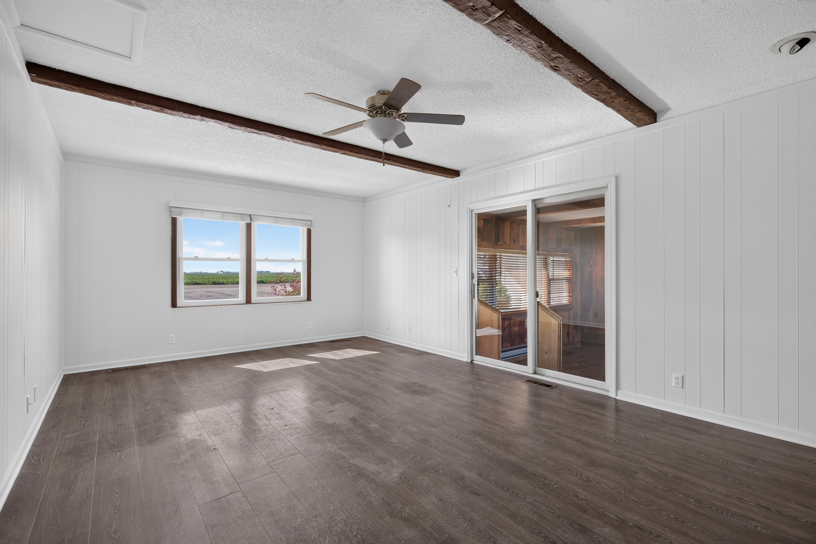 3560 East 14th Road Ottawa, IL 61350 - Photo 18 of 27 Gallery Image 18
