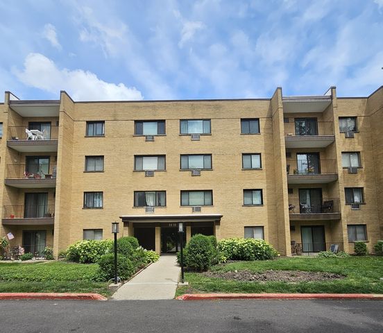 $195,000 | 6630 South Brainard Avenue, Unit 112, Countryside, IL 60525
