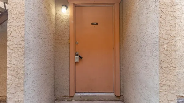$1,099 | 2807 East Le Marche Avenue, Unit 103, Phoenix, AZ 85032