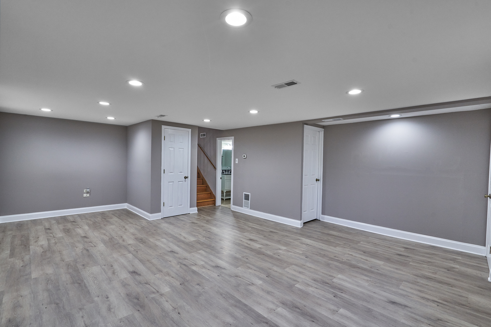 3814 Rugen Road Glenview, IL 60025 - Photo 20 of 35 Gallery Image 20