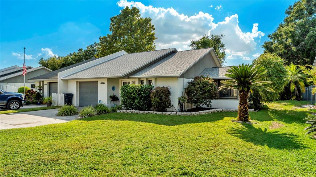5744 Odom Road Lakeland, FL 33809 - Photo 2 of 27 Gallery Image 2