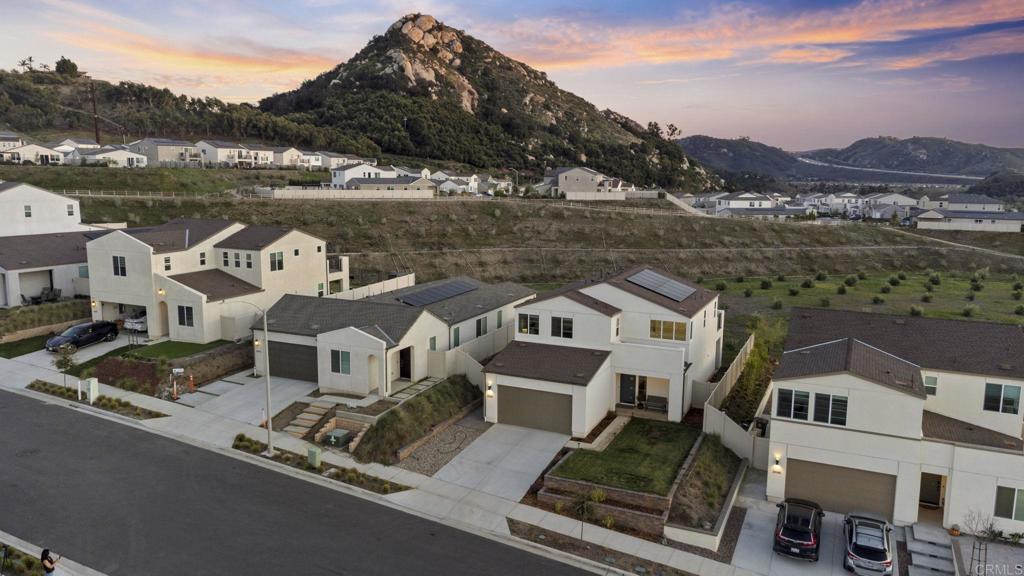 35182 Orchard Trail Fallbrook, CA 92028 - Photo 3 of 52