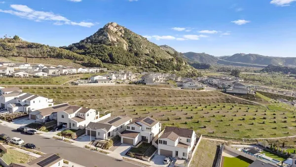 $879,000 | 35182 Orchard Trail, Fallbrook, CA 92028