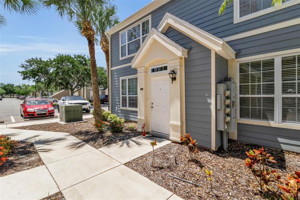 5541 Rosehill Road, Unit 202 Sarasota, FL 34233 - Photo 2 of 47