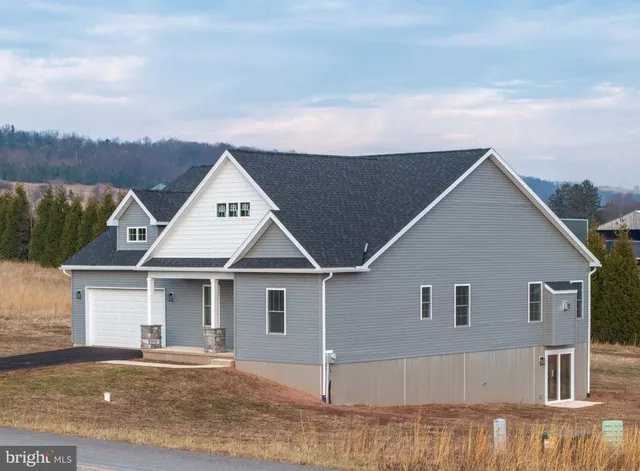 $504,900 | 14 Jesse Road, Halifax, PA 17032