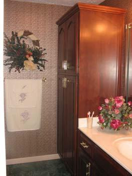 662 Tuggle Road Lancaster, KY 40444 - Photo 13 of 21 Guest bath has cherry storage cabinet an