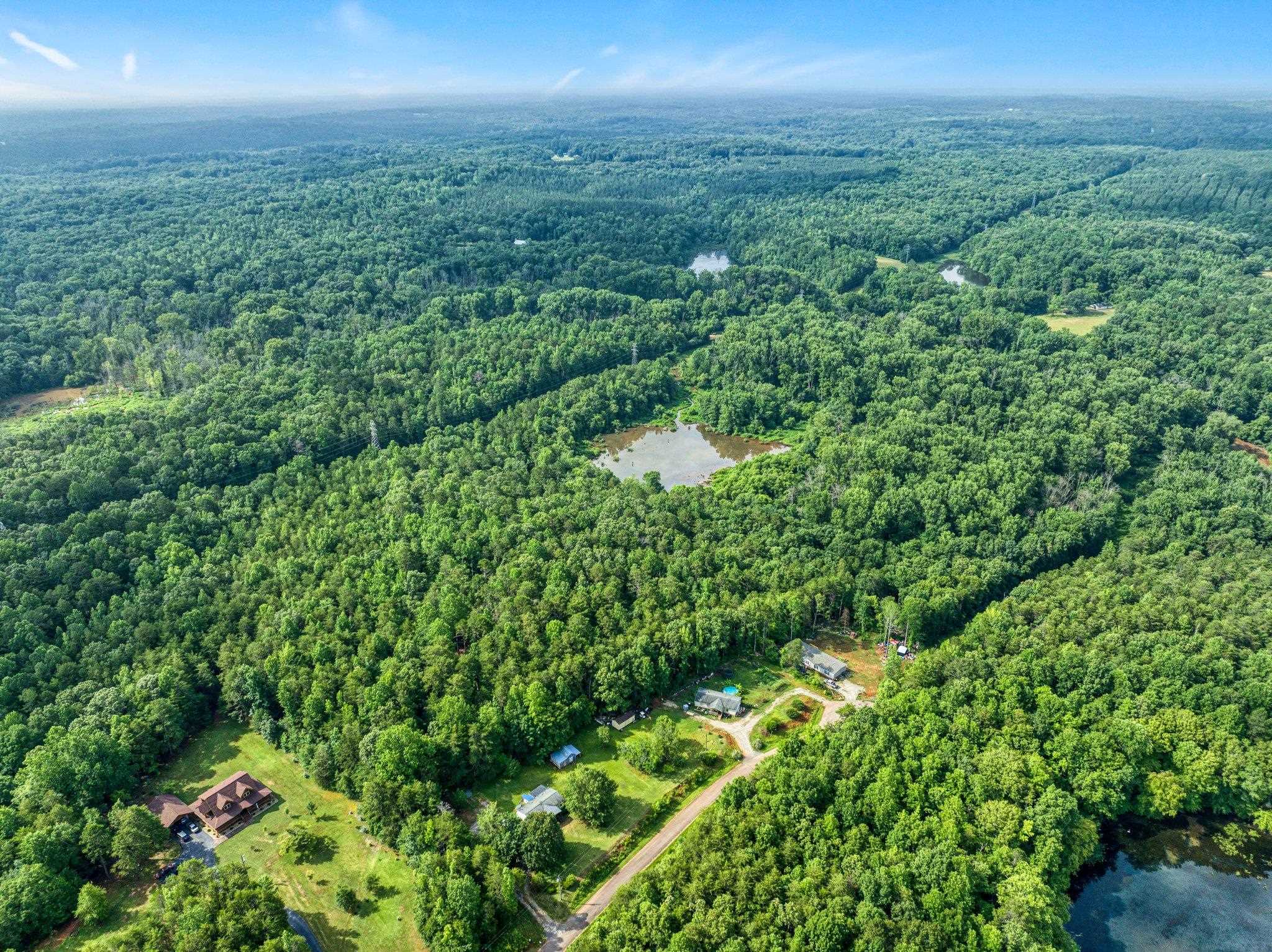 901 Cowford Bridge Road Spartanburg, SC 29302 - Photo 2 of 9