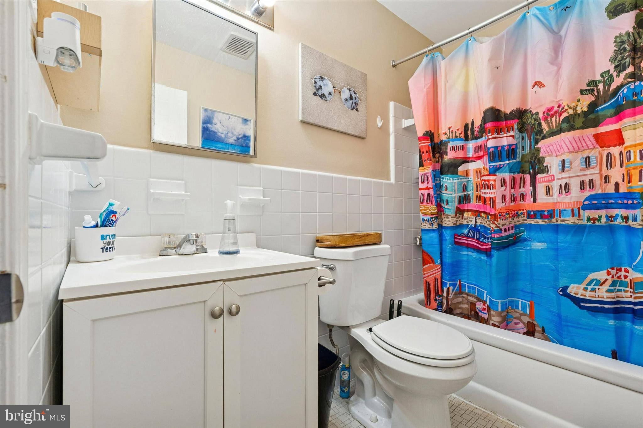 61 Llanfair Road, Unit A4 Ardmore, PA 19003 - Photo 12 of 13