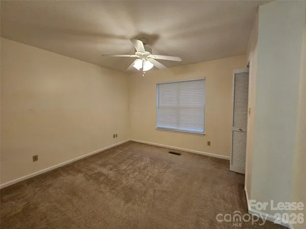 $1,900 | 802 Selwyn Oaks Court, Charlotte, NC 28209