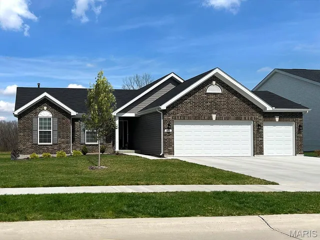 $269,900 | 2 Hickory At Deer Meadows, Sullivan, MO 63080