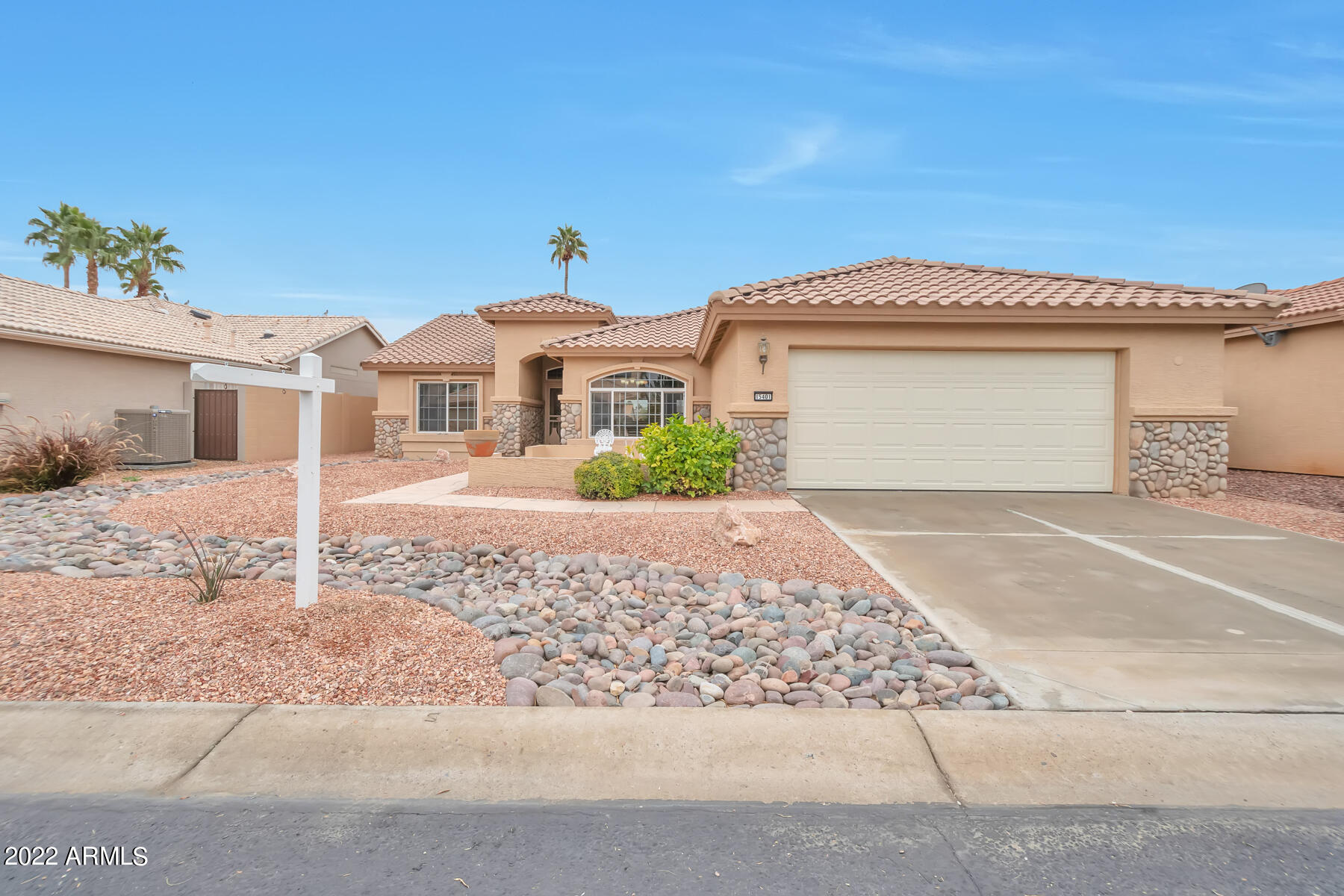 15401 Piccadilly Road Goodyear, AZ 85395 - Photo 1 of 30 QPT - DSC_2386