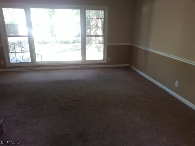 3693 Burbridge Road Cleveland, OH 44121 - Photo 9 of 25