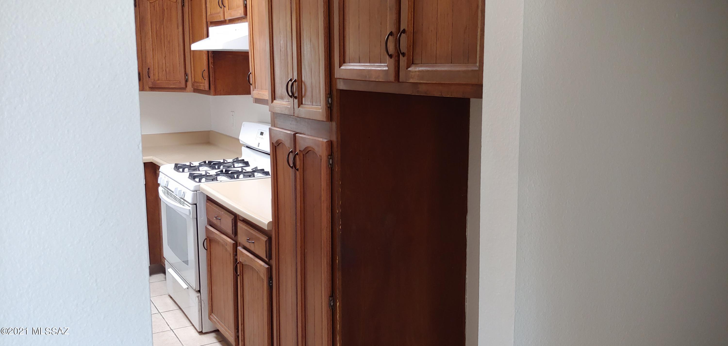 1809 West Saxony Road Tucson, AZ 85713 - Photo 8 of 41