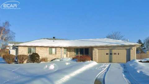 13467 Torrey Road Fenton, MI 48430 - Photo 17 of 17 20431887-18.JPG