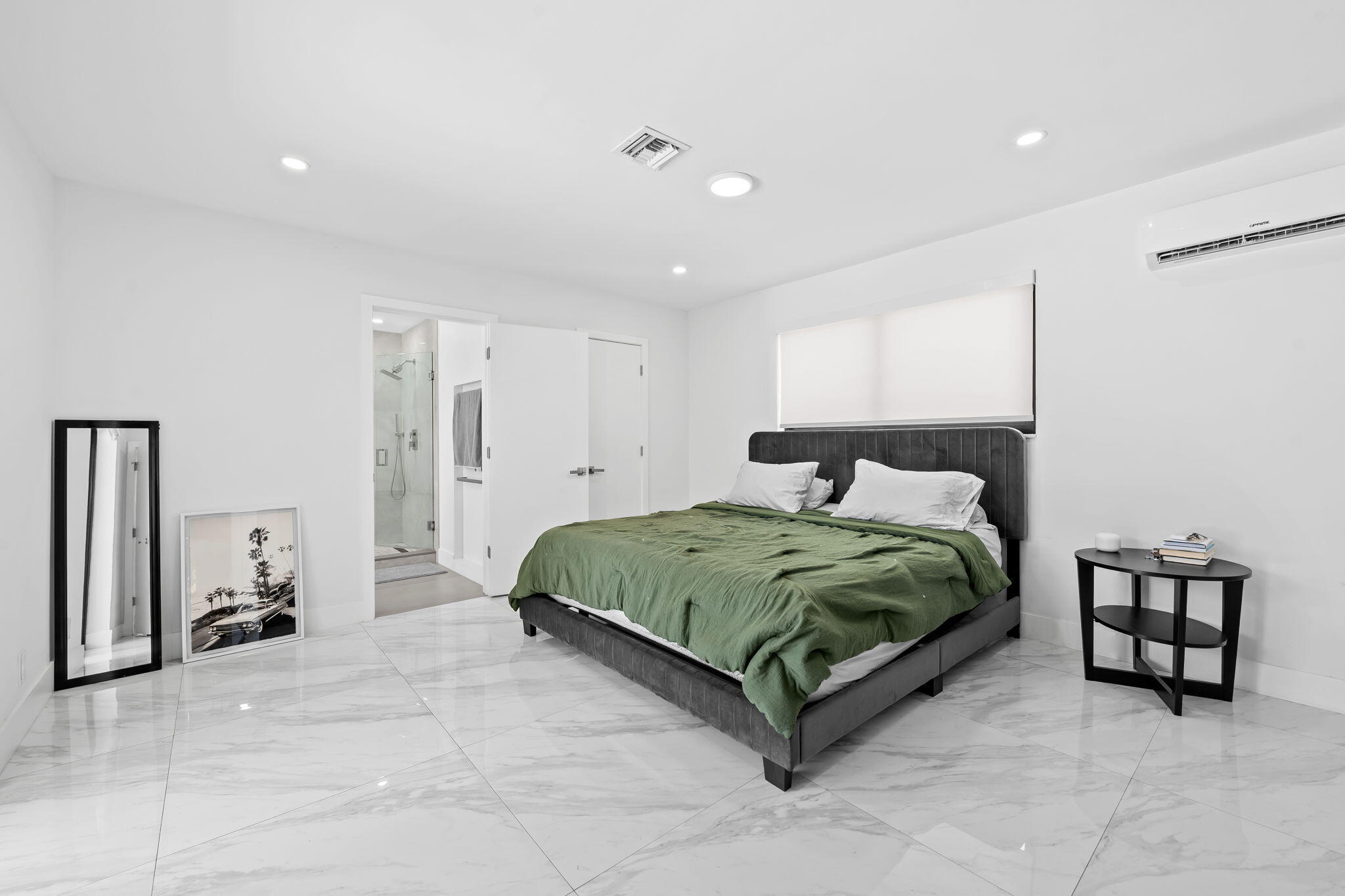 5122 Cleveland Street Hollywood, FL 33021 - Photo 18 of 28 18-web-or-mls-DSC_3928