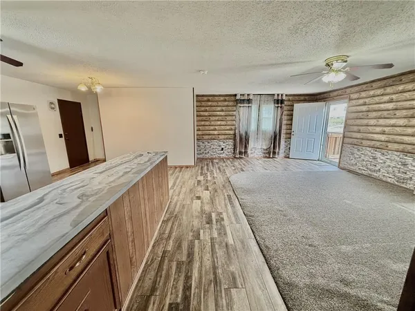 $225,000 | 422 East Thompson Street, Maryville, MO 64468