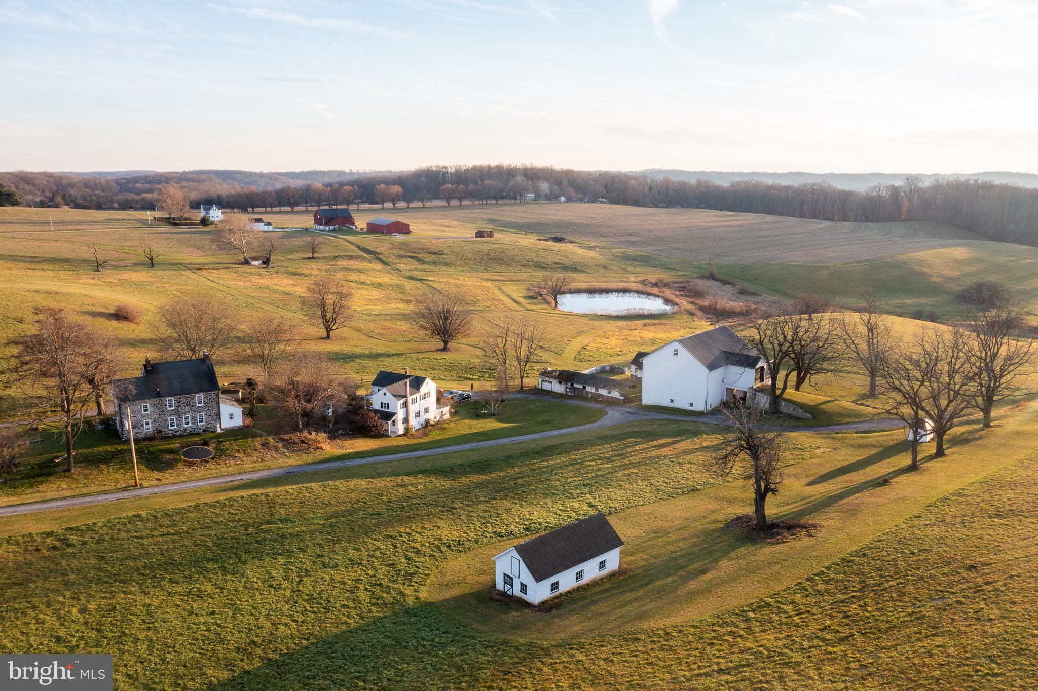 944 Providence Road Newtown Square, PA 19073 - Photo 3 of 20 a view of a swimming pool with an ocean beach