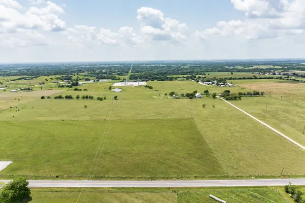$3,538,400 | 1230 FM 155, Weimar, TX 78962