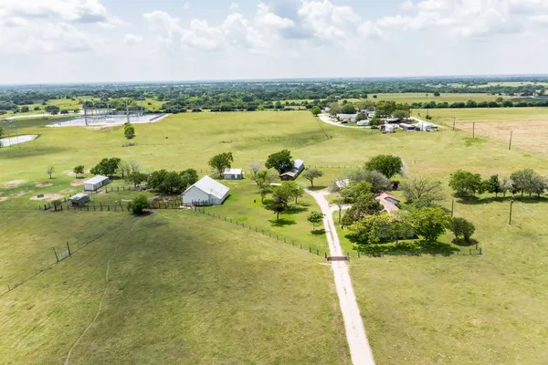 $3,538,400 | 1230 FM 155, Weimar, TX 78962