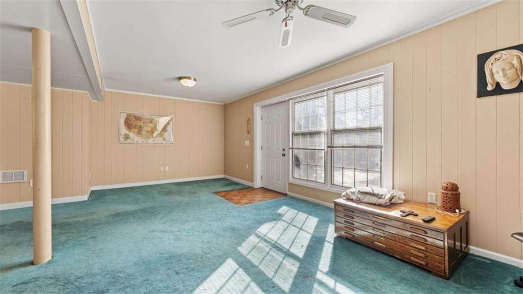 8 Lakemoore Drive Northeast Rome, GA 30161 - Photo 25 of 44 a living room with furniture and a window
