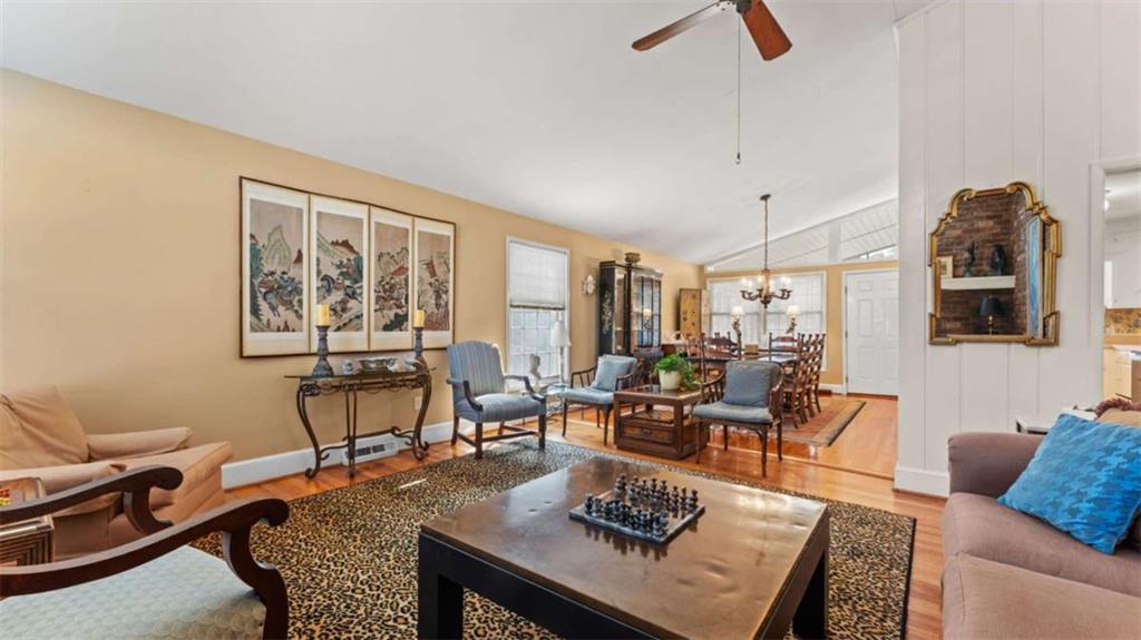 8 Lakemoore Drive Northeast Rome, GA 30161 - Photo 6 of 44 a living room with furniture