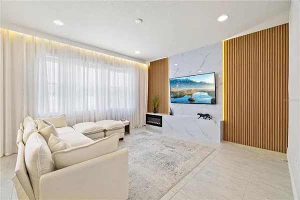 $569,000 | 1623 Regal River Circle, Ocoee, FL 34761