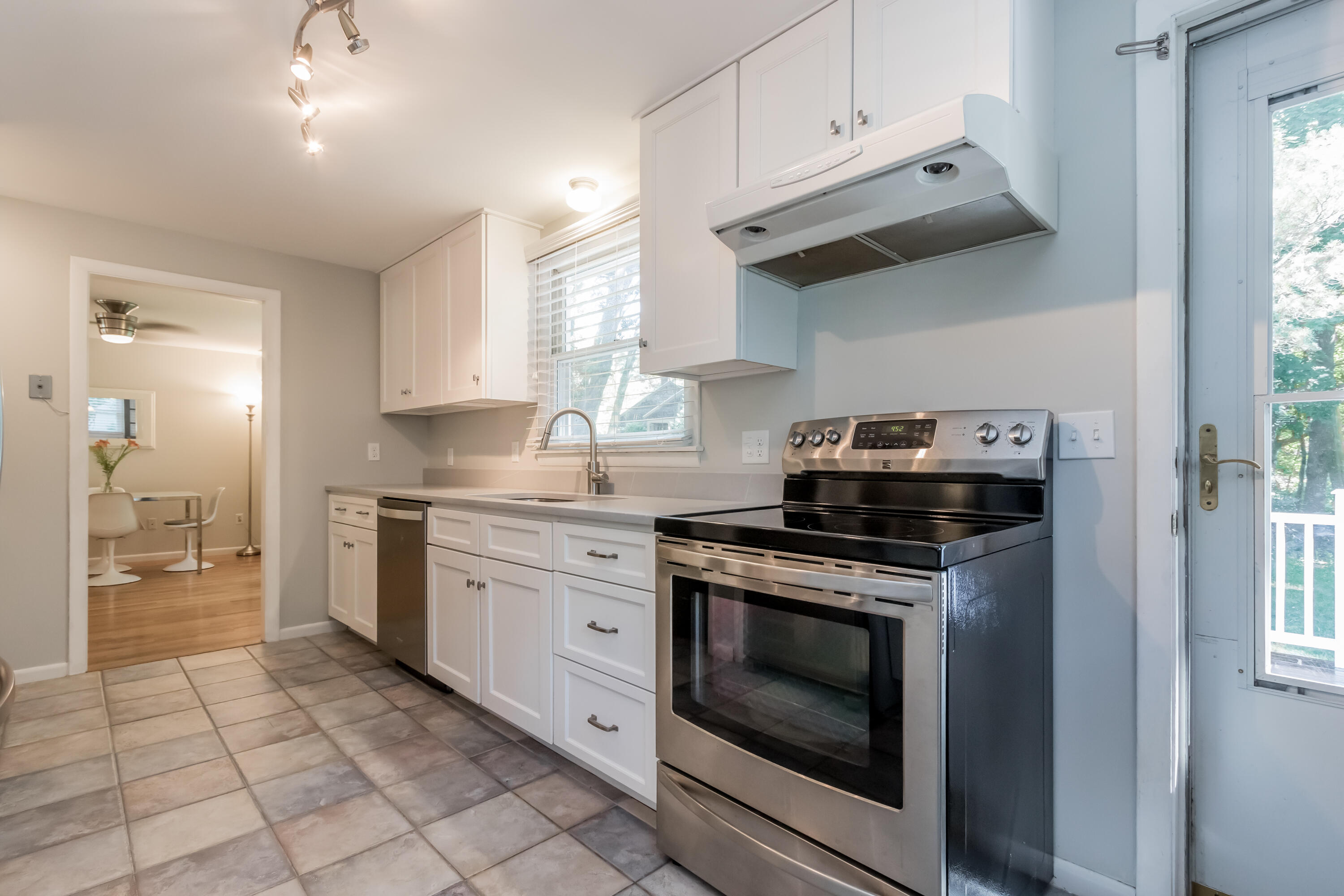67 Wood Road Cape Elizabeth, ME 04107 - Photo 14 of 58 20210629VG-51045