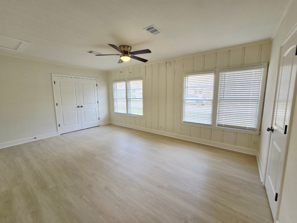 1300 Brazos Street Rosenberg, TX 77471 - Photo 16 of 22 Master bedroom