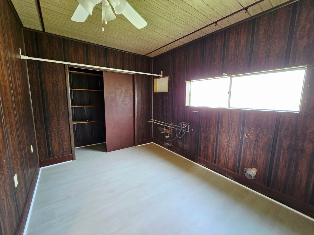 1300 Brazos Street Rosenberg, TX 77471 - Photo 19 of 22 Laundry