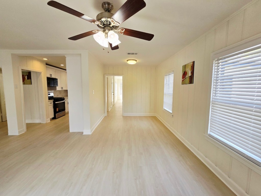 1300 Brazos Street Rosenberg, TX 77471 - Photo 4 of 22 Living