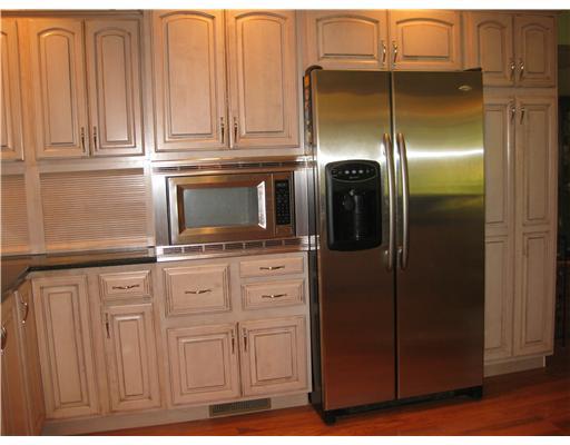 226 Churchill Road Turtle Creek, PA 15145 - Photo 4 of 17 Kitchen. STAINLESS APPLIANCES APPLIANCE GARAGES (2)
