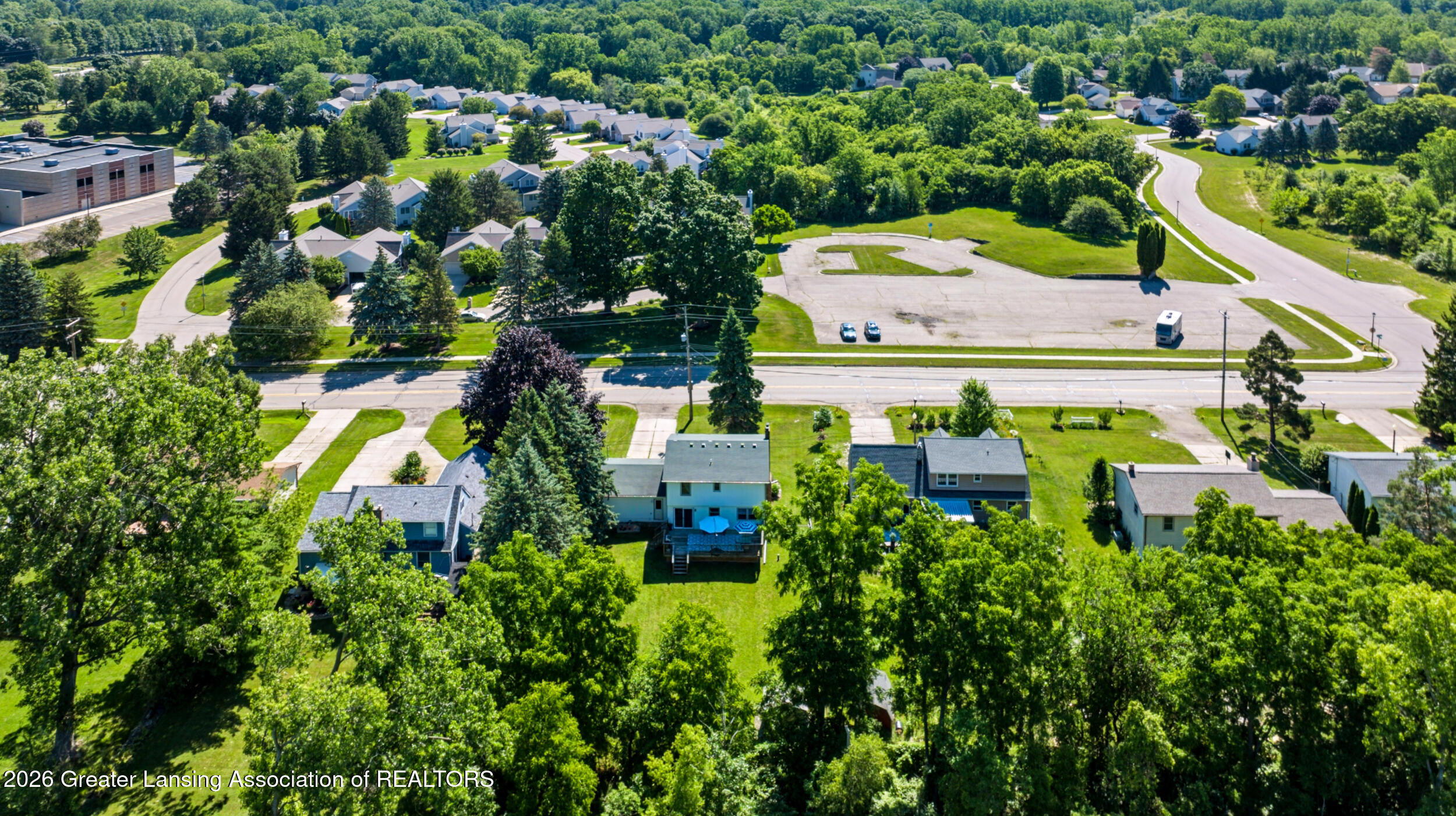 916 South Canal Road Lansing, MI 48917 - Photo 51 of 62 916 canal (28)