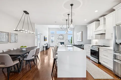 $899,000 | 86 Wavell Avenue, Yaphank, NY 11980