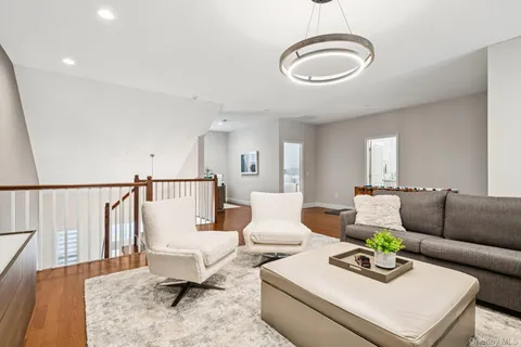 $899,000 | 86 Wavell Avenue, Yaphank, NY 11980