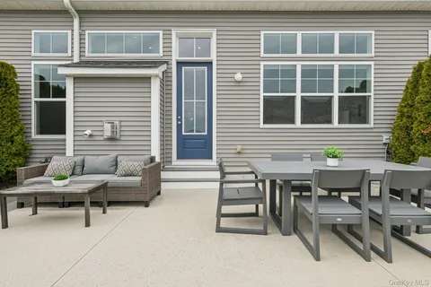 $899,000 | 86 Wavell Avenue, Yaphank, NY 11980