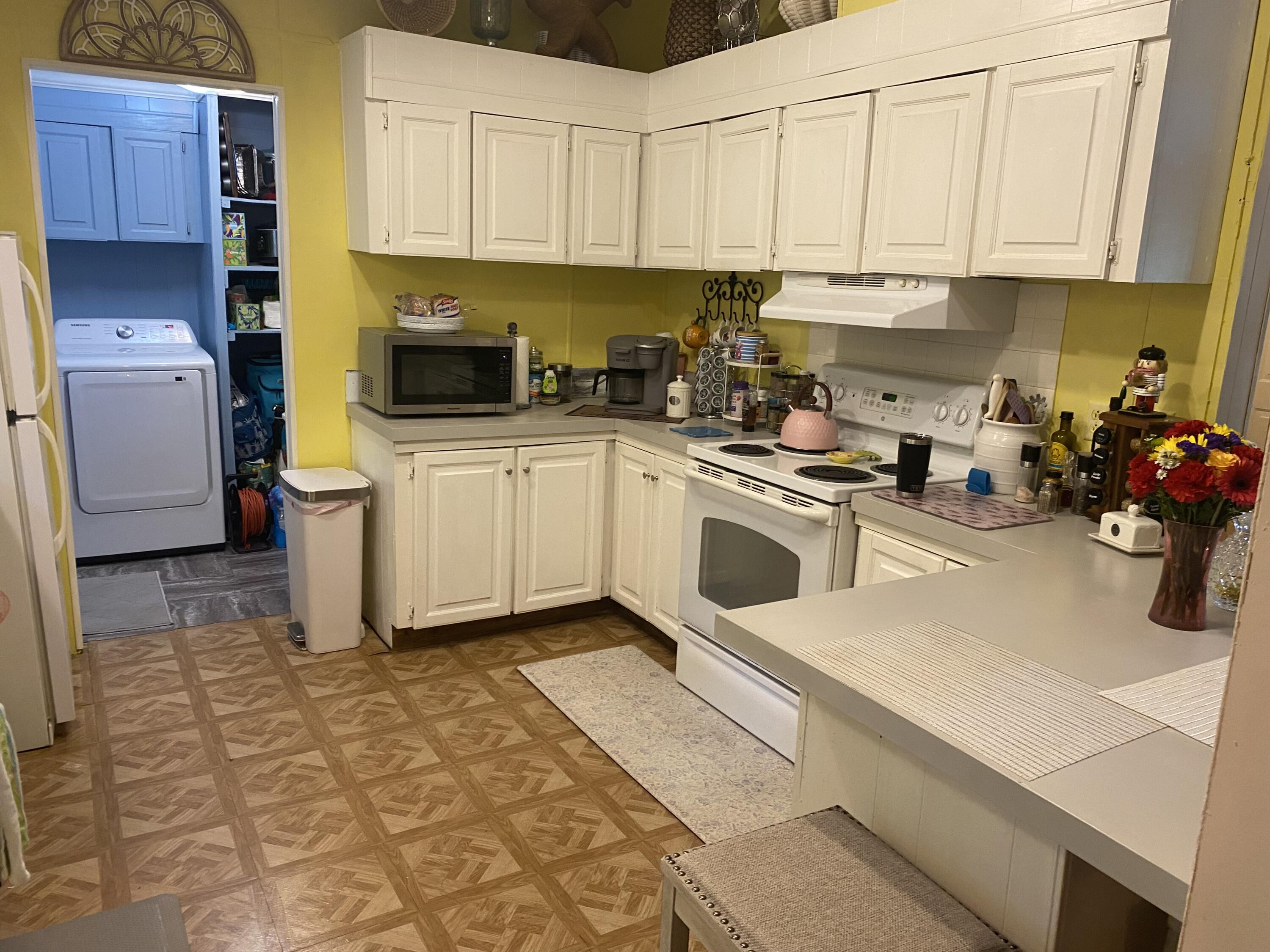 400 Butter Road Bonneau, SC 29431 - Photo 5 of 13 IMG_1840