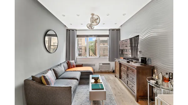 $3,995 | 421 West 57th Street, Unit 4C | Hell's Kitchen
