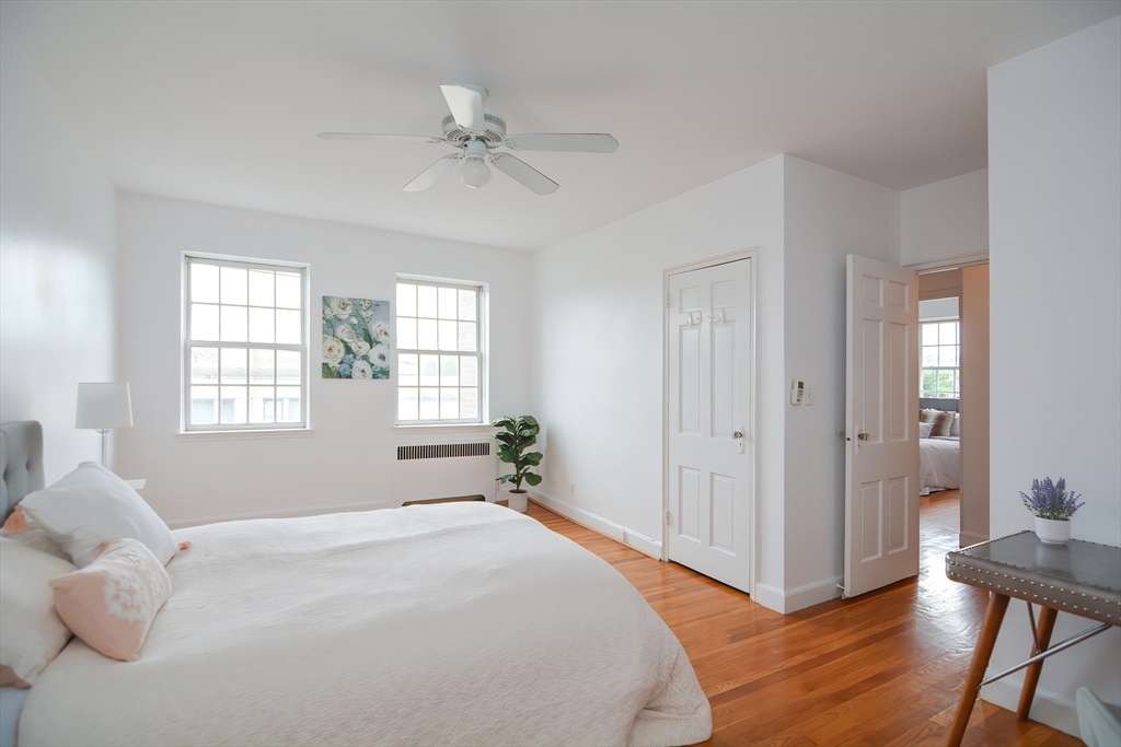 40 Browne Street, Unit 5 Brookline, MA 02446 - Photo 24 of 39 a spacious bedroom with a bed and a window