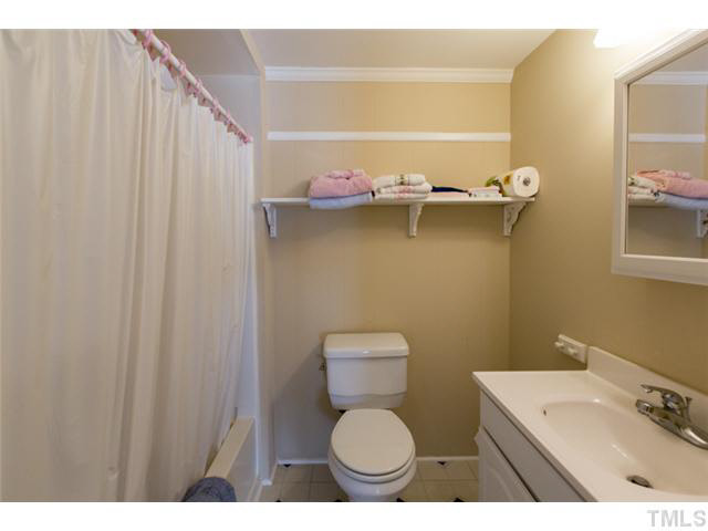 2214 Sparger Road Durham, NC 27705 - Photo 14 of 25 Gallery Image 14
