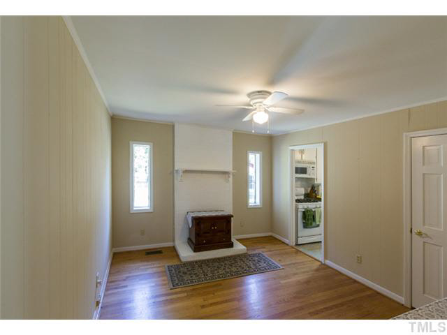2214 Sparger Road Durham, NC 27705 - Photo 7 of 25 Gallery Image 7
