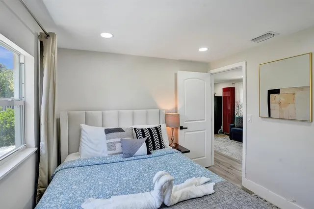 $2,995 | 8021 Northwest 1st Place, Unit 1, Miami, FL 33150