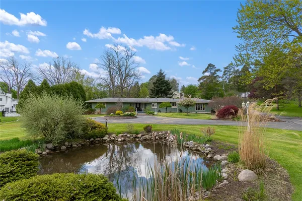 $459,900 | 1 White Springs Circle, Geneva Town, NY 14456