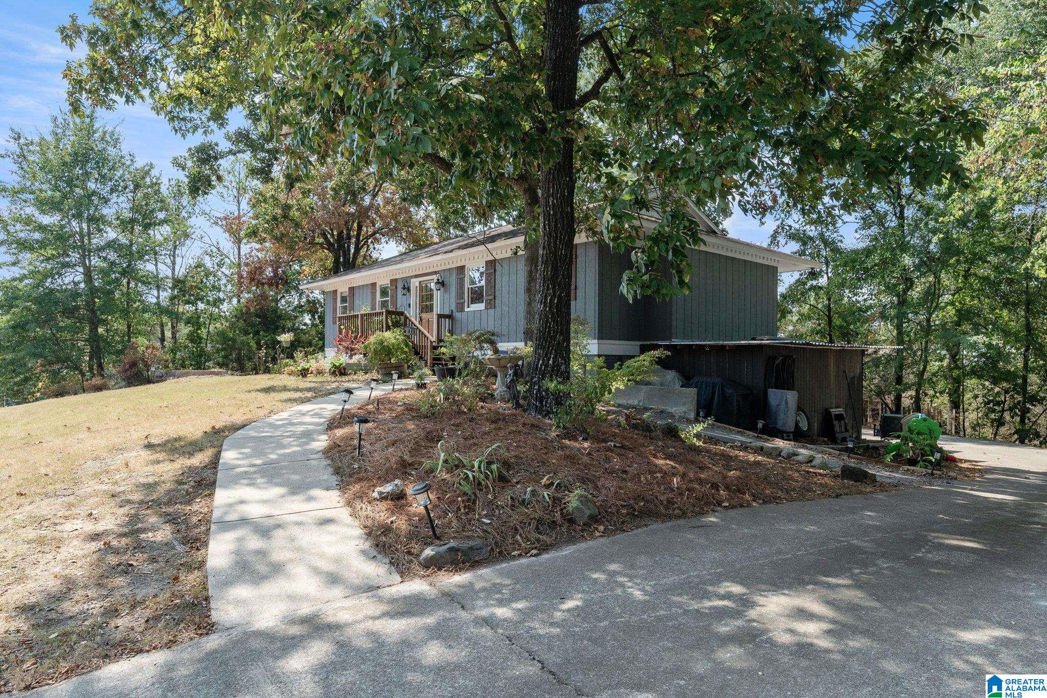 225 Port S Lane Alabaster, AL 35007 - Photo 2 of 16