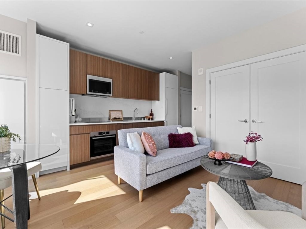 100 Shawmut Avenue, Unit 708 Boston, MA 02118 - Photo 7 of 23