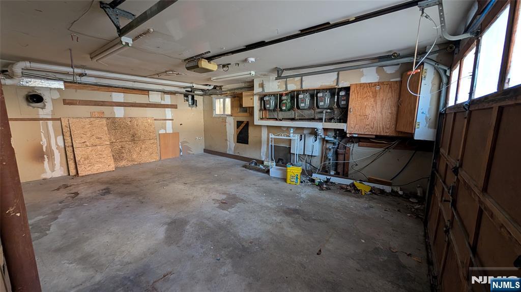 8 Leary Lane, Unit 4 Edgewater, NJ 07020 - Photo 24 of 25