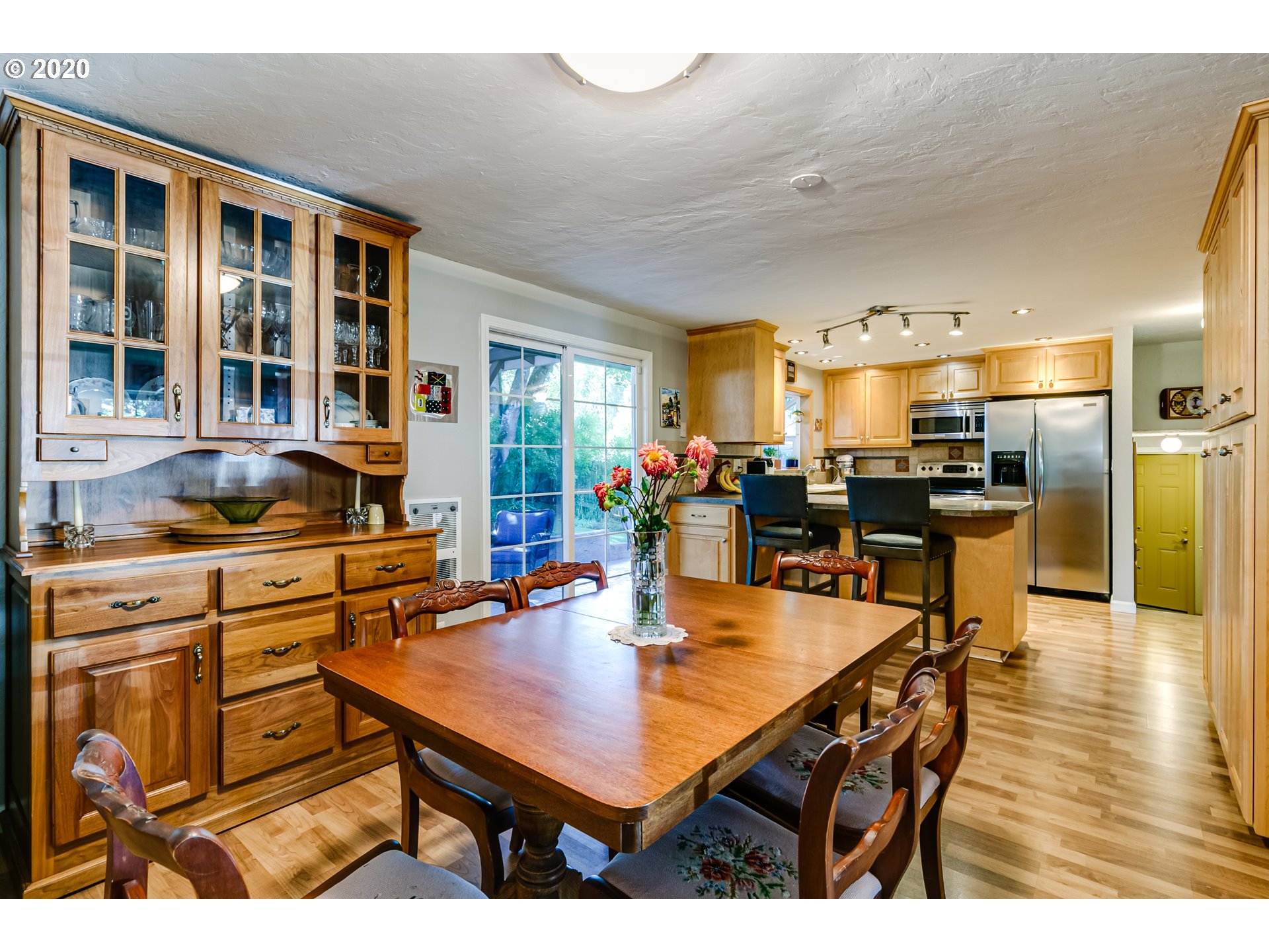 2341 Don Street Springfield, OR 97477 - Photo 4 of 22